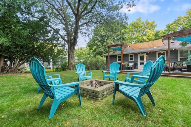 5133 Tomahawk Trail, Madison, WI 53705