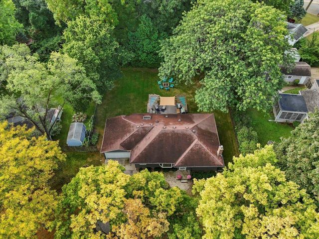 5133 Tomahawk Trail, Madison, WI 53705