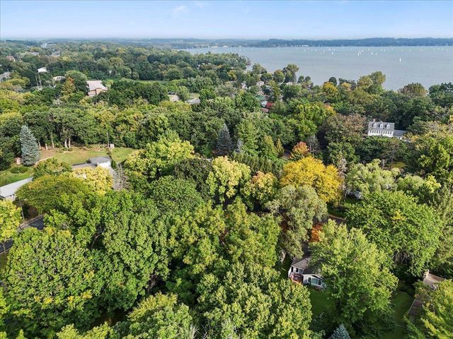 5133 Tomahawk Trail, Madison, WI 53705