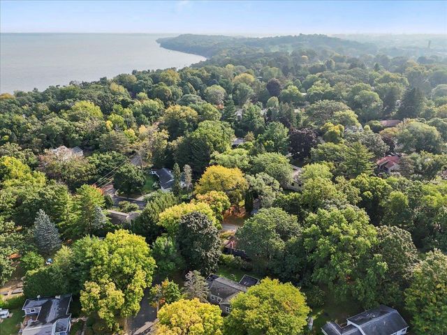 5133 Tomahawk Trail, Madison, WI 53705