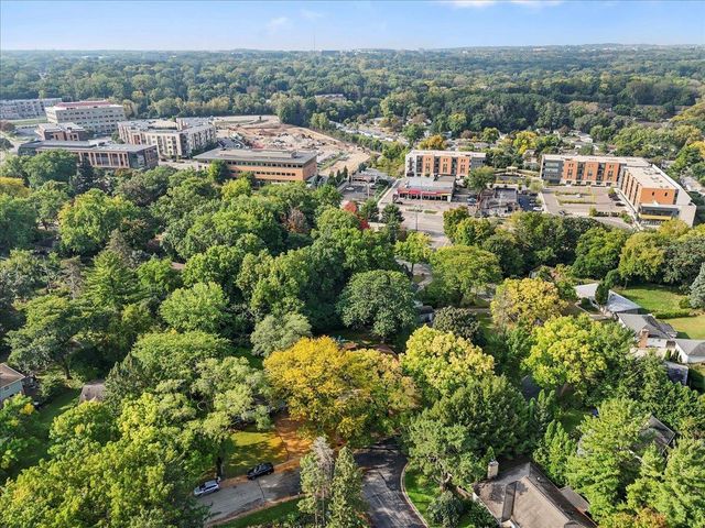 5133 Tomahawk Trail, Madison, WI 53705