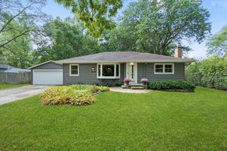 5133 Tomahawk Trail, Madison, WI 53705