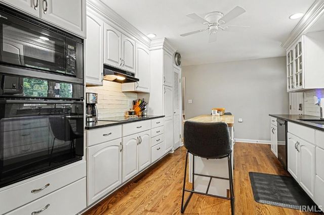 2009 Scottswood Circle, South Bend, IN 46617
