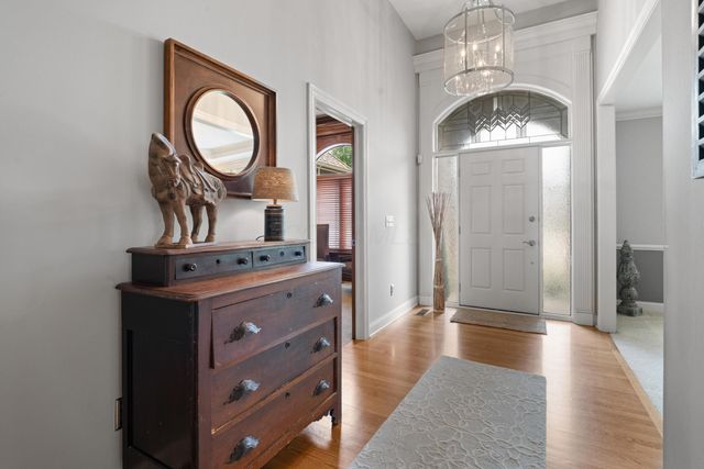 5295 Royal County Down, Westerville, OH 43082