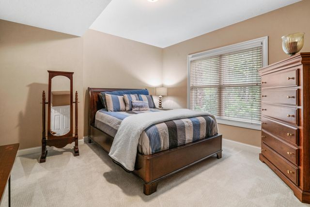 5295 Royal County Down, Westerville, OH 43082