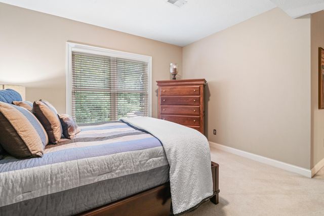 5295 Royal County Down, Westerville, OH 43082
