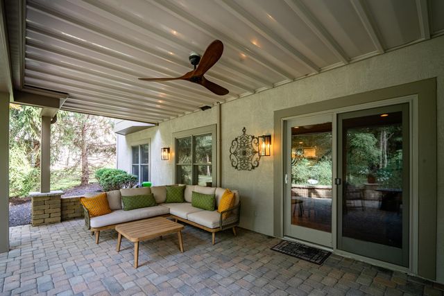 5295 Royal County Down, Westerville, OH 43082