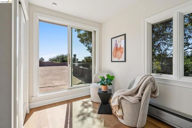 1909 San Antonio AVE, Berkeley, CA 94707