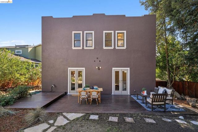 1909 San Antonio AVE, Berkeley, CA 94707