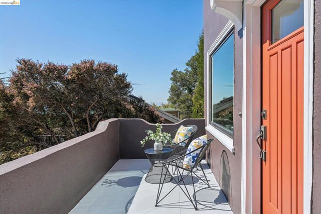1909 San Antonio AVE, Berkeley, CA 94707