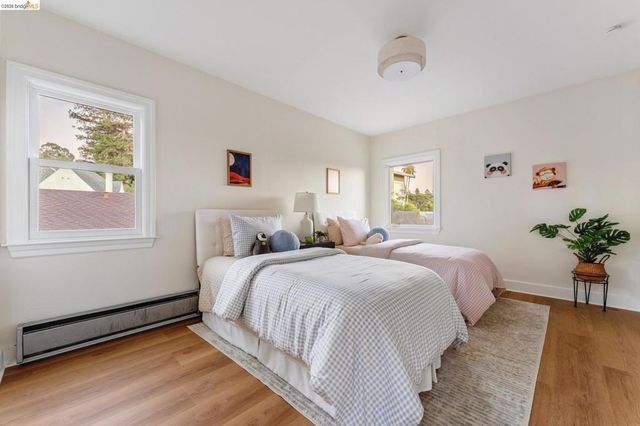 1909 San Antonio AVE, Berkeley, CA 94707
