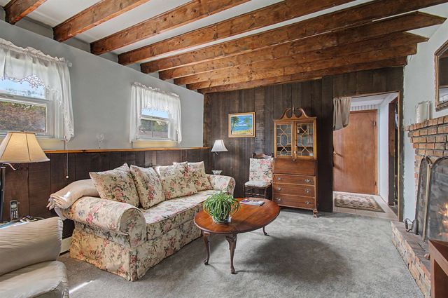 16 Colbert Street, Essex Junction, VT 05452