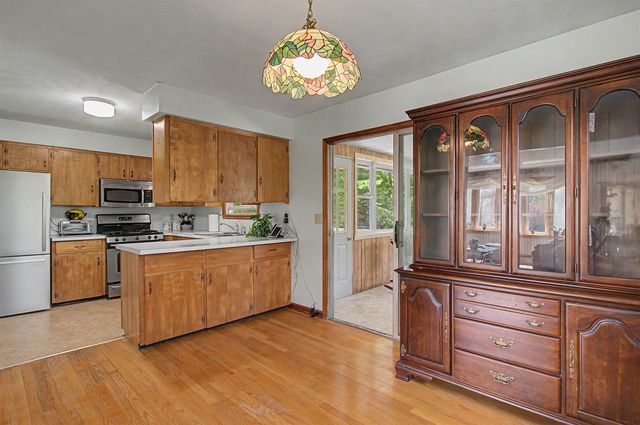 16 Colbert Street, Essex Junction, VT 05452