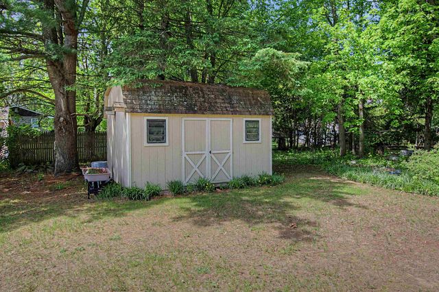 16 Colbert Street, Essex Junction, VT 05452