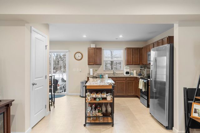 2935 Winterberry Dr Unit 10, Nashville, TN 37207