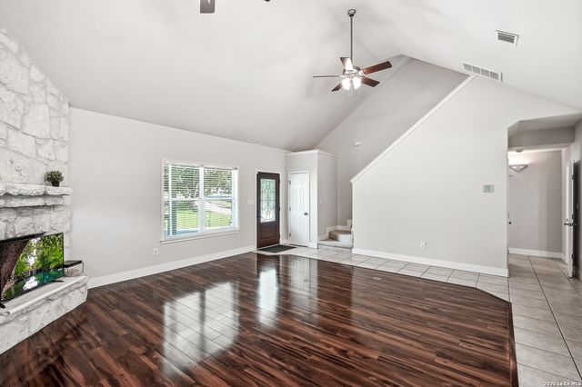 1620 Point Vw, Spring Branch, TX 78070