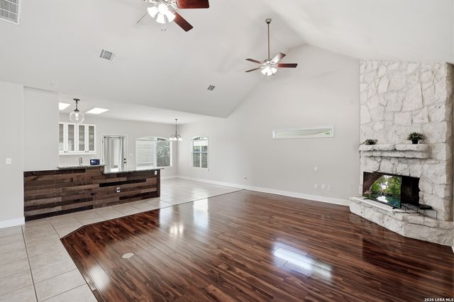 1620 Point Vw, Spring Branch, TX 78070