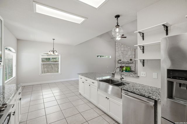 1620 Point Vw, Spring Branch, TX 78070