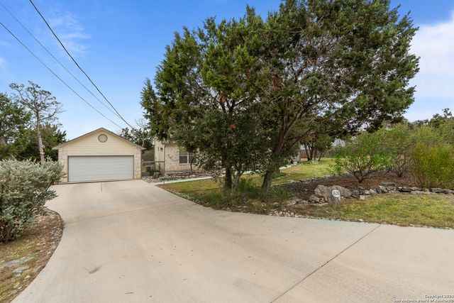 1620 Point Vw, Spring Branch, TX 78070