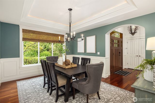 816 100th Avenue SE, Bellevue, WA 98004