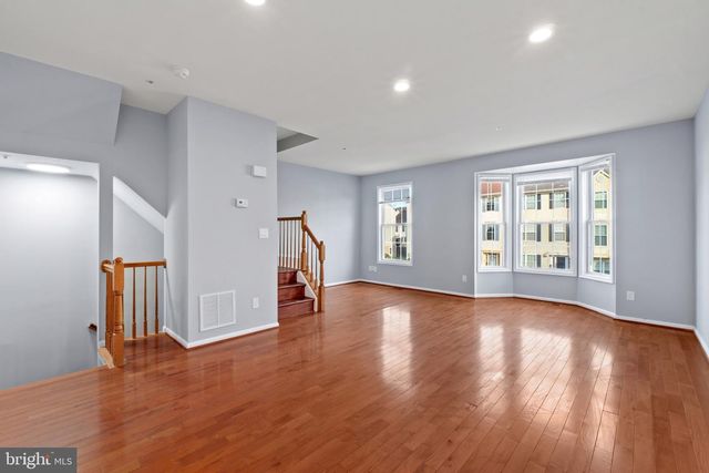 7910 BEACH PLUM LN, Severn, MD 21144