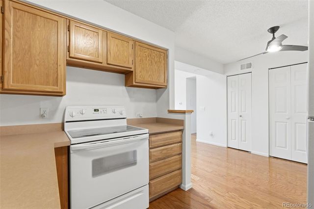 10251 W 44th Avenue 5-208, Wheat Ridge, CO 80033