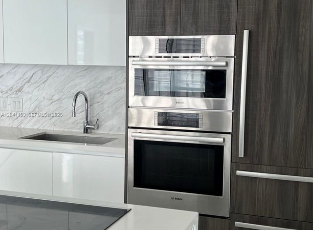 851 NE 1st Ave 3803, Miami, FL 33132