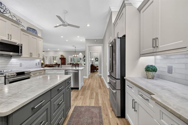 32 HICKORY HEAD HAMMOCK, The Villages, FL 32159