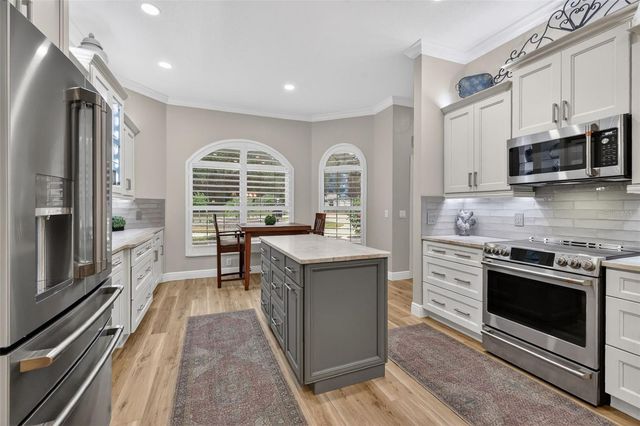 32 HICKORY HEAD HAMMOCK, The Villages, FL 32159