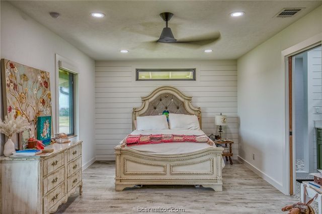 18581 William Penn Road, Washington, TX 77880