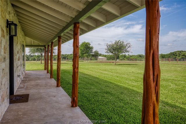18581 William Penn Road, Washington, TX 77880