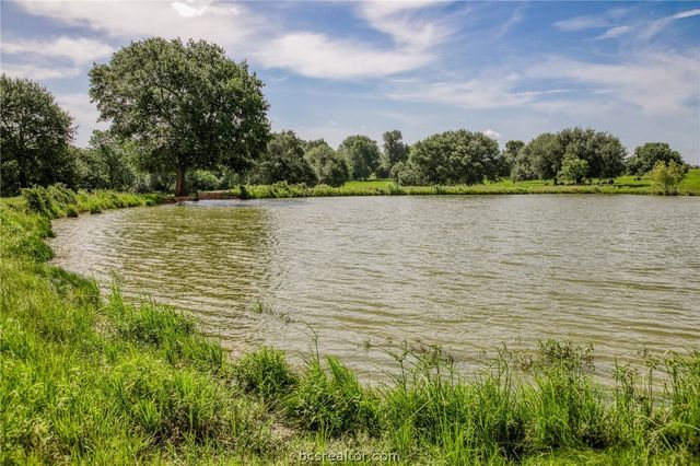 18581 William Penn Road, Washington, TX 77880