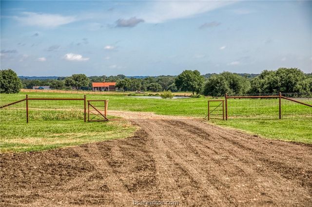 18581 William Penn Road, Washington, TX 77880