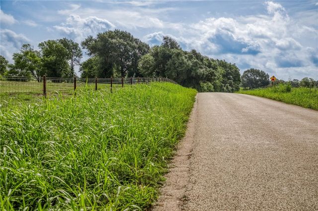 18581 William Penn Road, Washington, TX 77880