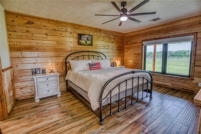 18581 William Penn Road, Washington, TX 77880