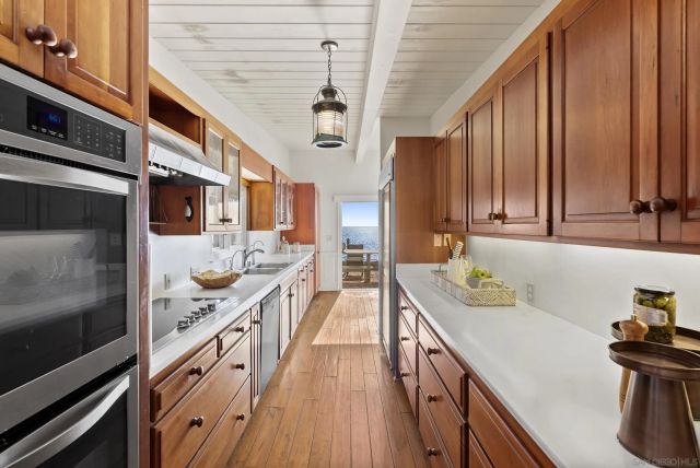 309 Pacific Ave, Solana Beach, CA 92075