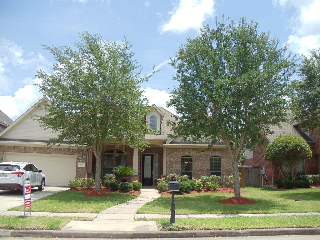 2510 Cambria Court, League City, TX 77573