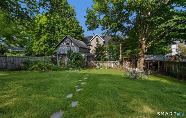 598 High Street, Middletown, CT 06457