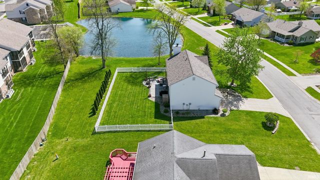 8834 Shearwater Pass, Fort Wayne, IN 46825