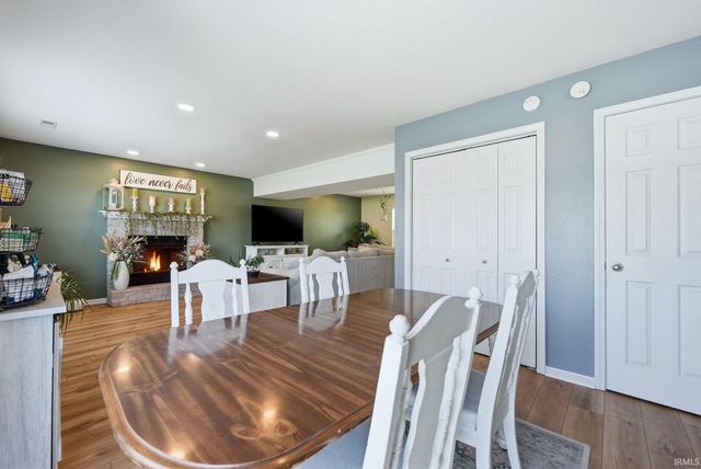 8834 Shearwater Pass, Fort Wayne, IN 46825