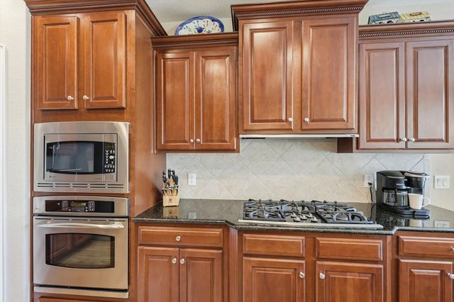 277 Pebble Beach Drive, Frisco, TX 75036