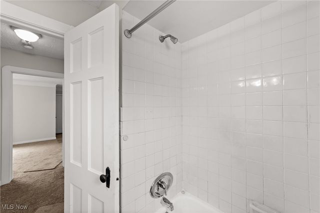 11813 Willard Avenue, Garfield Heights, OH 44125