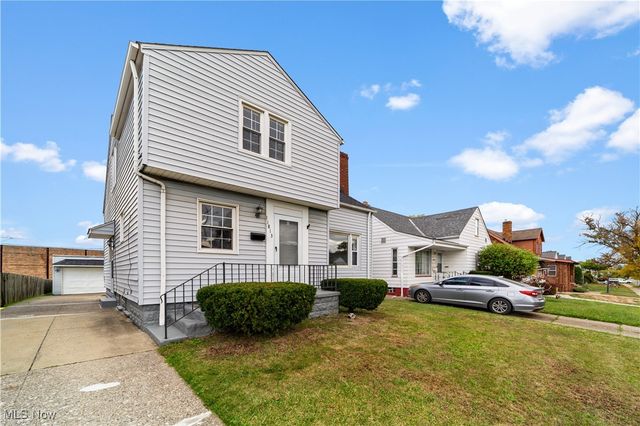 11813 Willard Avenue, Garfield Heights, OH 44125