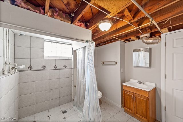 11813 Willard Avenue, Garfield Heights, OH 44125