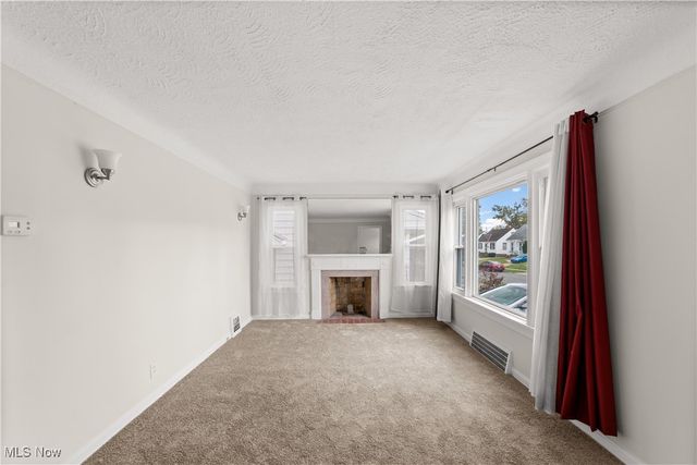 11813 Willard Avenue, Garfield Heights, OH 44125