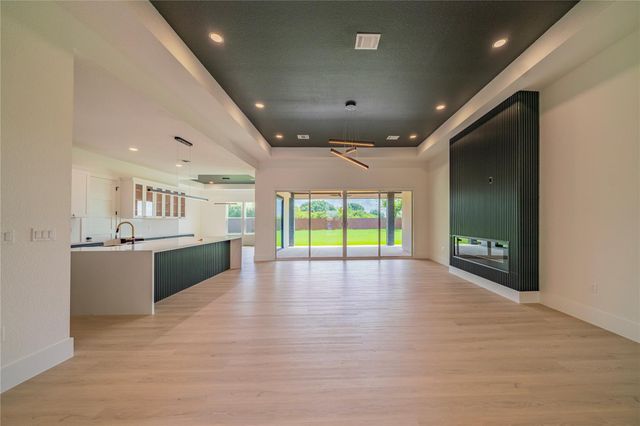13526 Whispering Sage Drive, Hockley, TX 77447