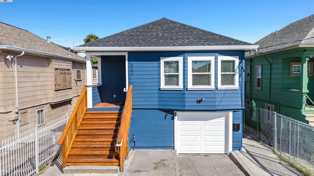 1564 Bridge Ave, Oakland, CA 94601