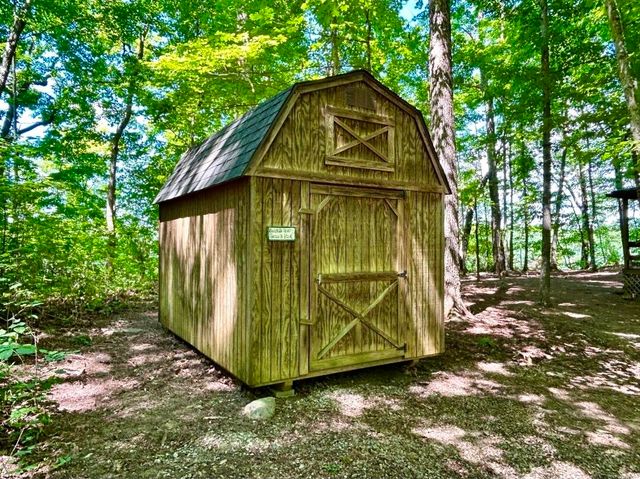 302 Lakeview Avenue, Burnside, KY 42519