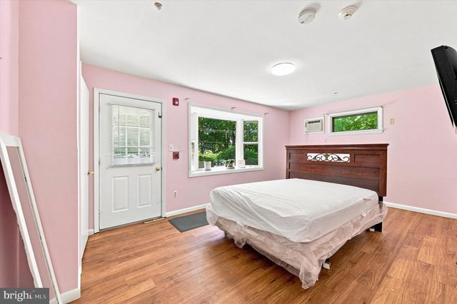 2745 EDGE HILL RD, Huntingdon Valley, PA 19006