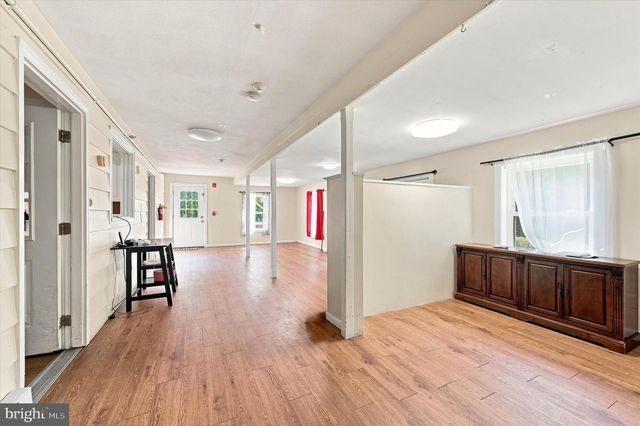 2745 EDGE HILL RD, Huntingdon Valley, PA 19006
